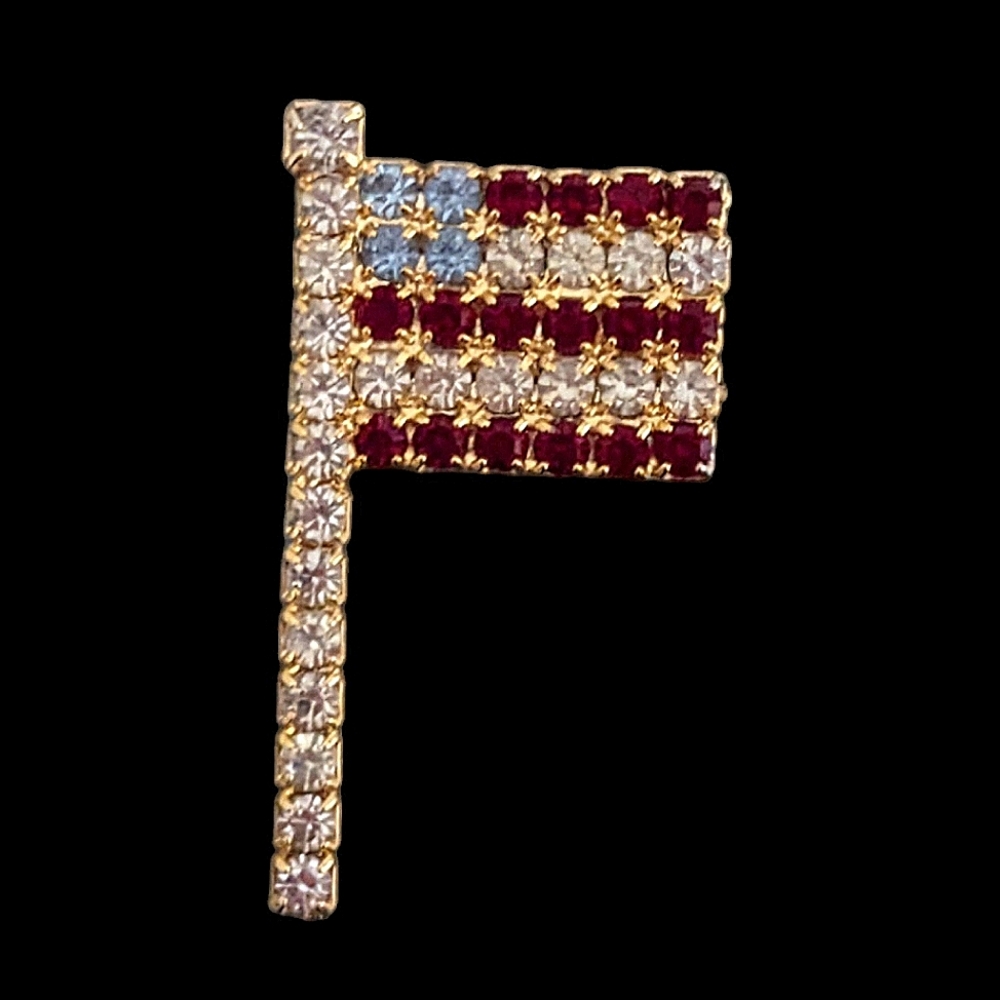 Vtg Rhinestone American Flag Pin